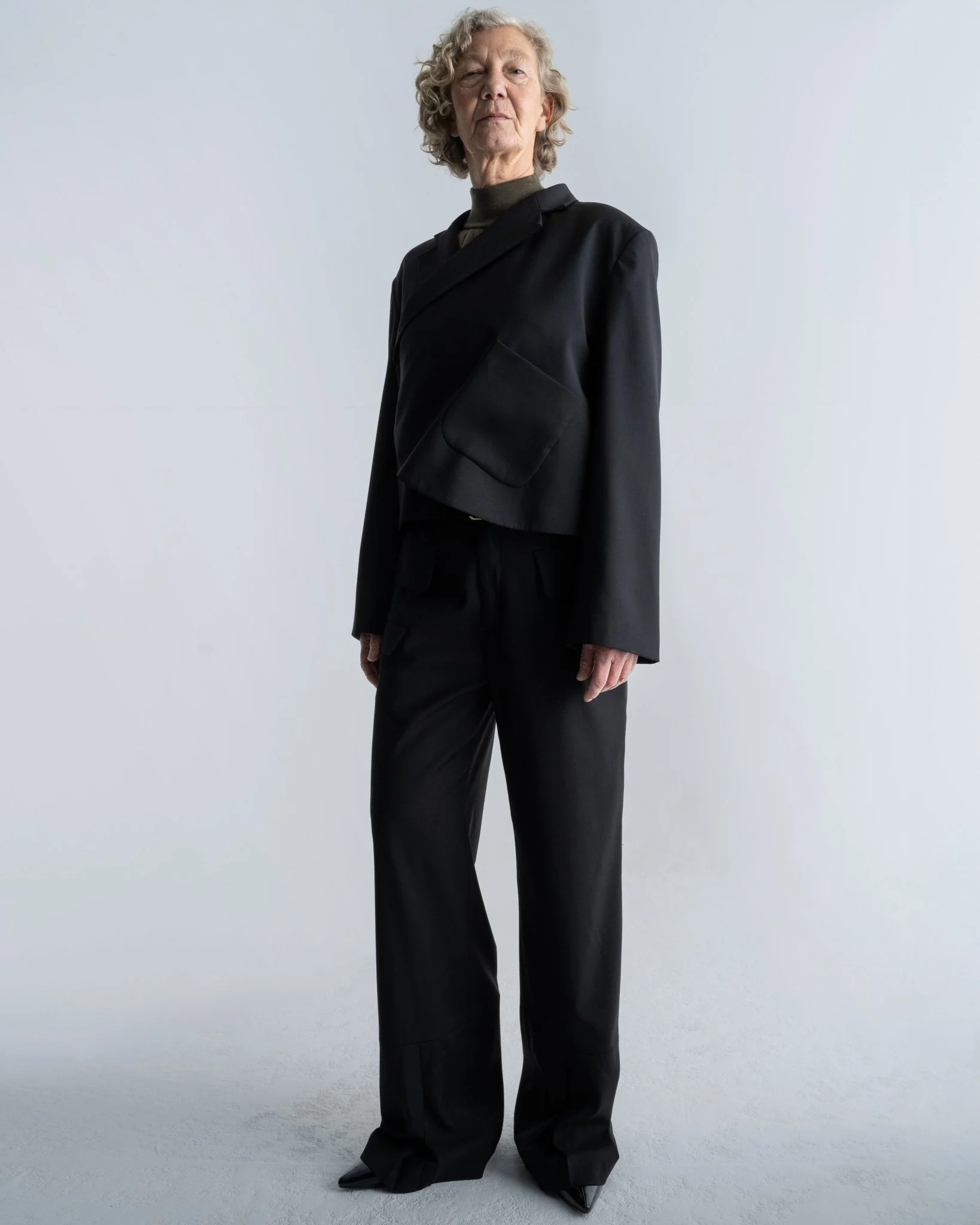 HUG BLAZER - Image 3