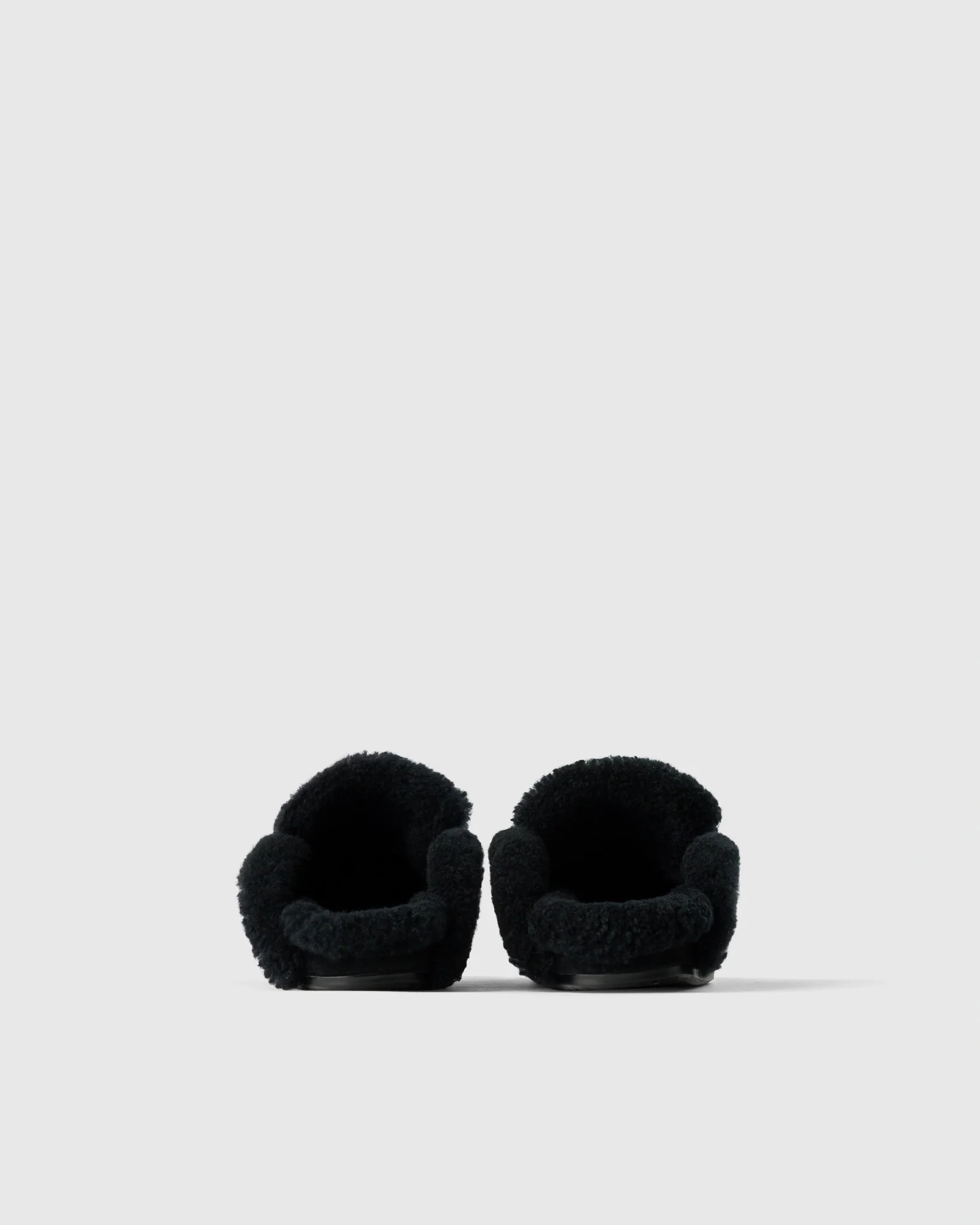 SLIPPER - Image 3