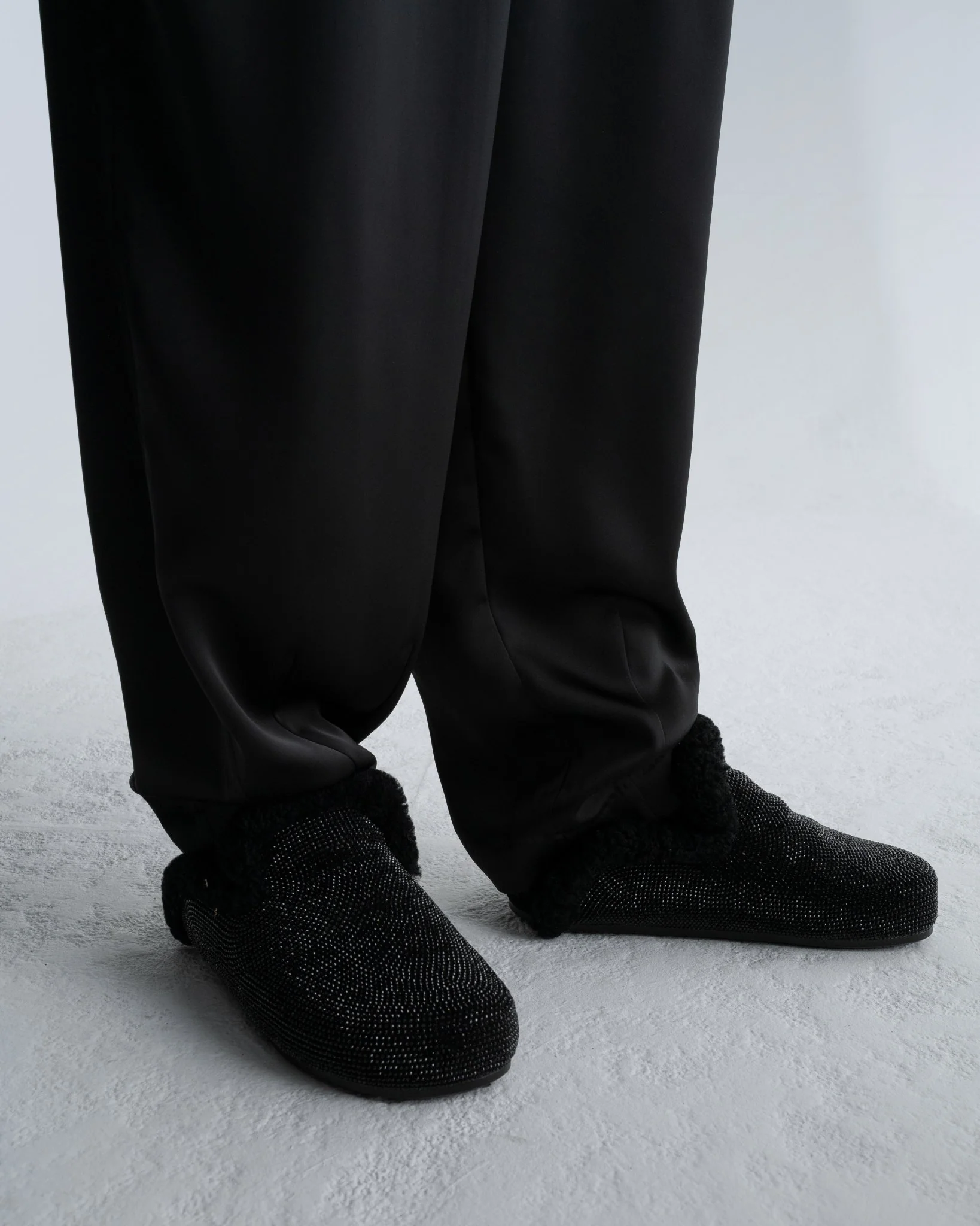SLIPPER - Image 4